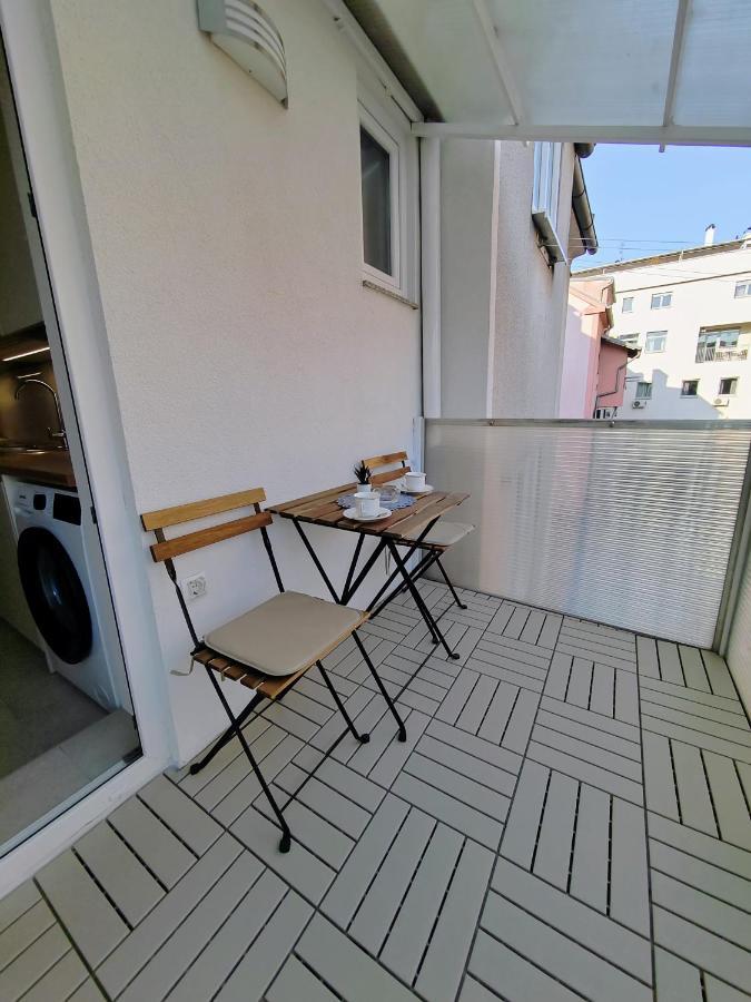 S15 Studio Apartment Free Parking 萨格勒布 外观 照片