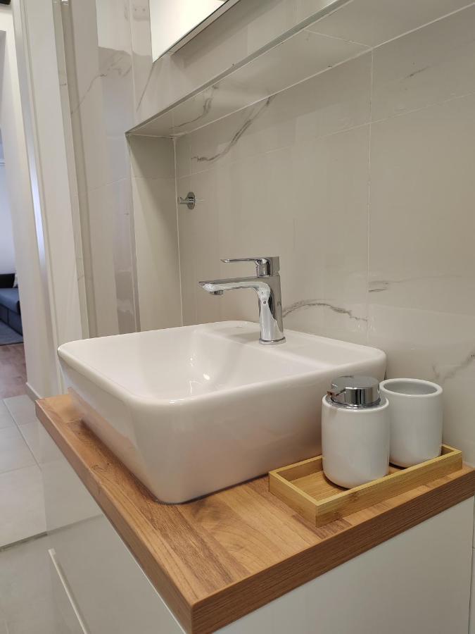 S15 Studio Apartment Free Parking 萨格勒布 外观 照片